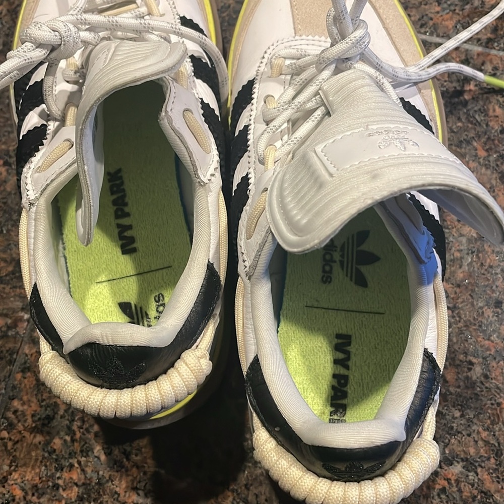 Adidas x Ivy Park, Super Sleek 72-Beyoncé, White Black (Women’s 5.5) - Picture 4 of 6